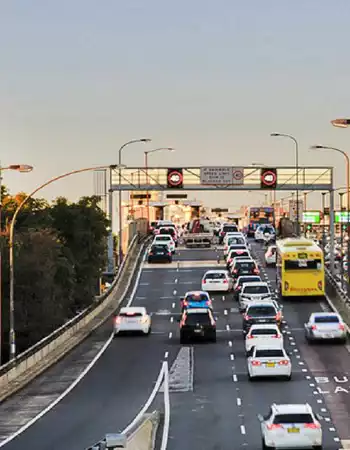 Mahira Jadhav Busty Girl 